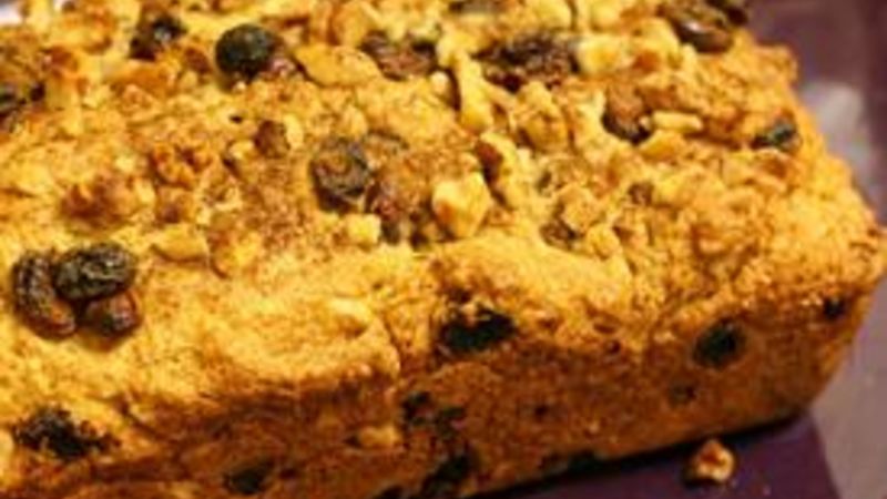 Peeta's Raisin Nut Bakery Bread Recipe - Tablespoon.com