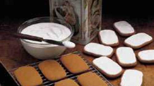 Old-Fashioned Molasses Cookies