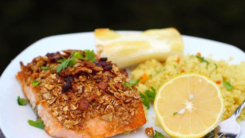 Fish with Fiber One™ and Garlic Breading