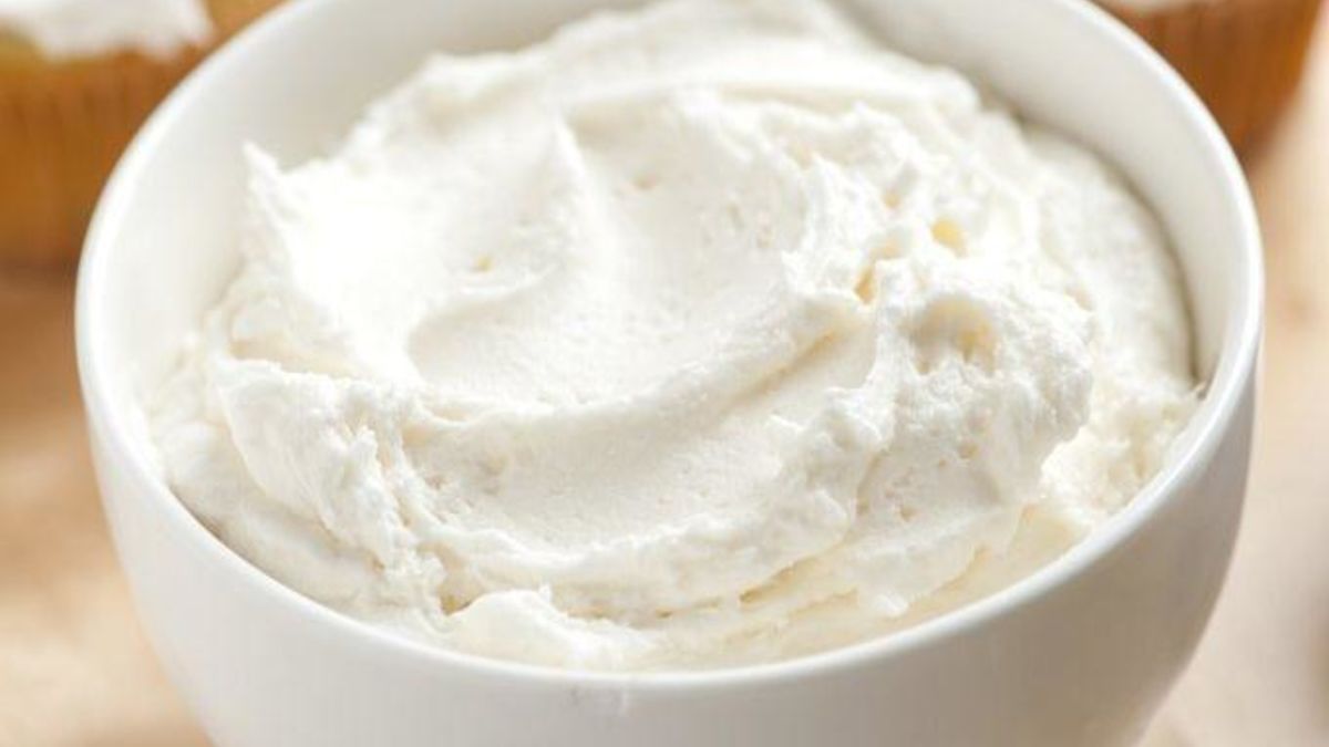 Ideal Decorating Buttercream Frosting