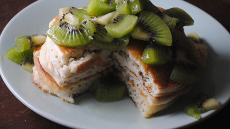 Kiwi Chia Pancakes
