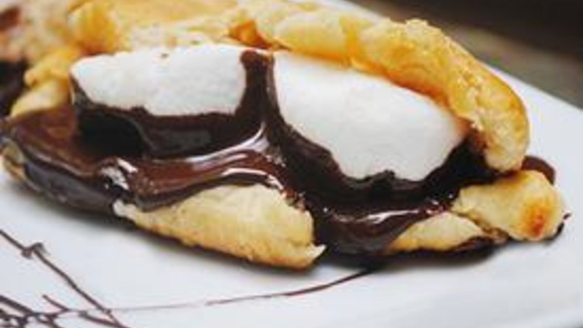 S'mores Crescent Rolls
