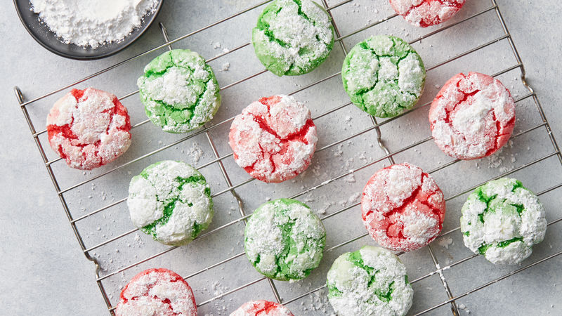 Easy Christmas Crinkle Cookies