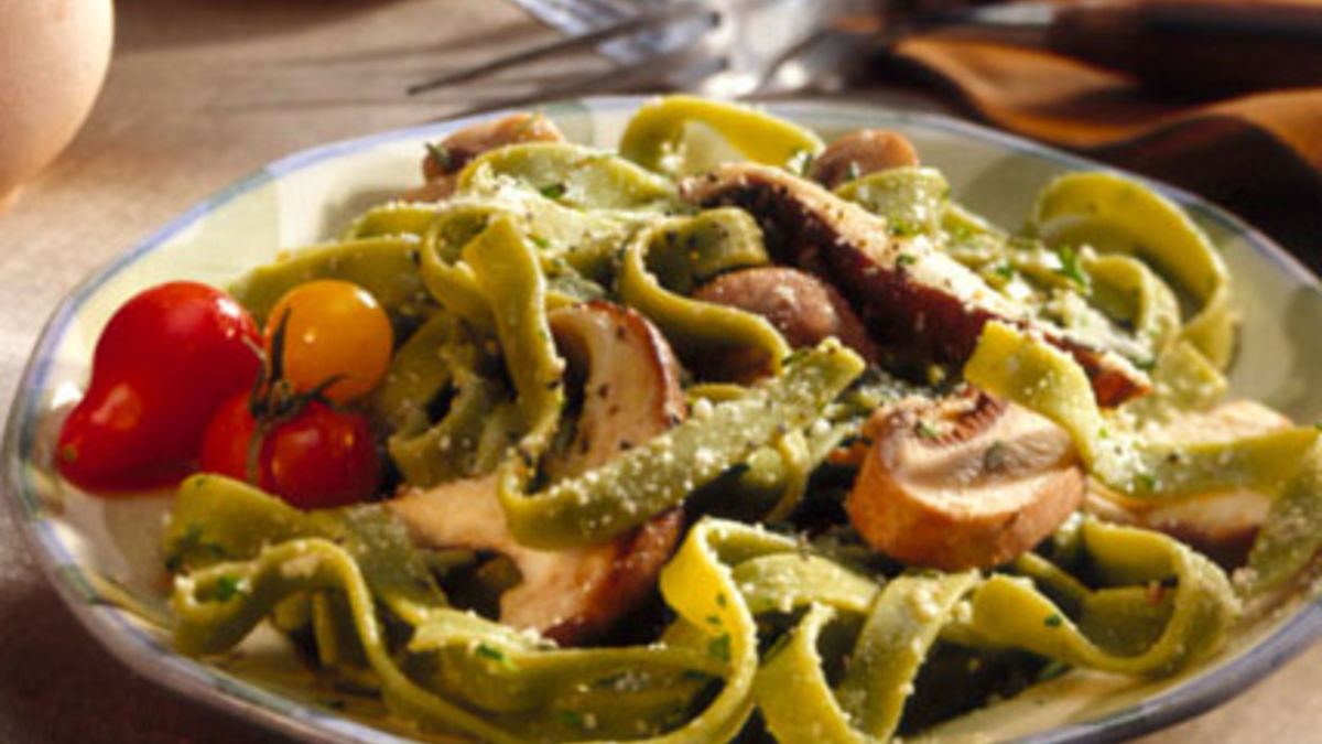 Fresh Mushroom Fettuccine