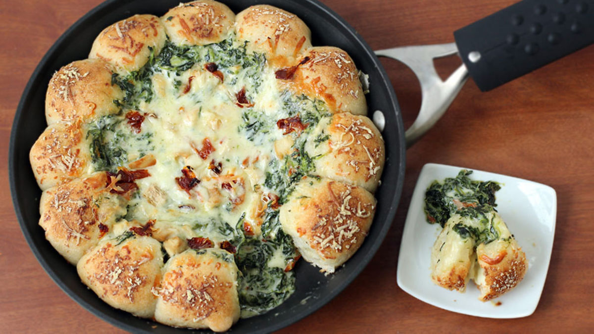 Skillet Pizza Dip