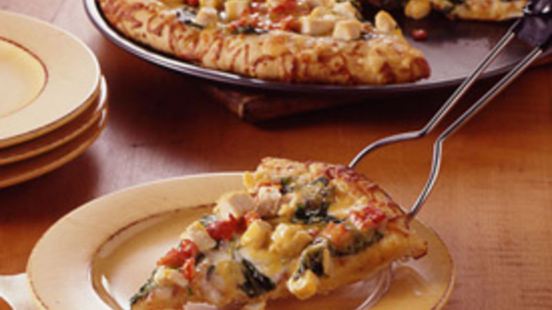 Double-Cheese, Spinach and Chicken Pizza Recipe - BettyCrocker.com