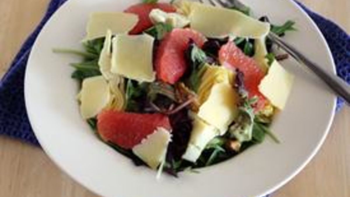Grapefruit, Walnut and Artichoke Salad with Citrus Vinaigrette