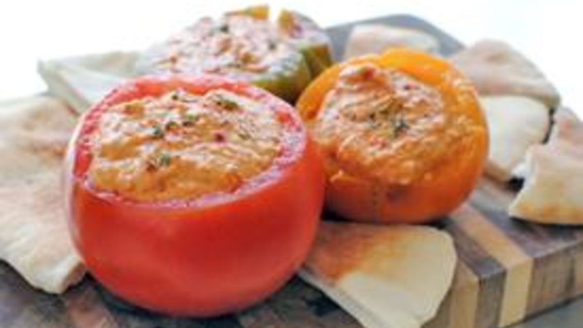 Roasted Tomato Hummus