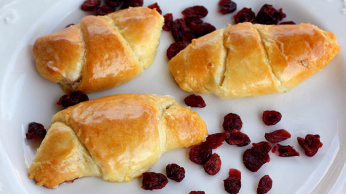 Cranberry and Orange Pecan Rollups