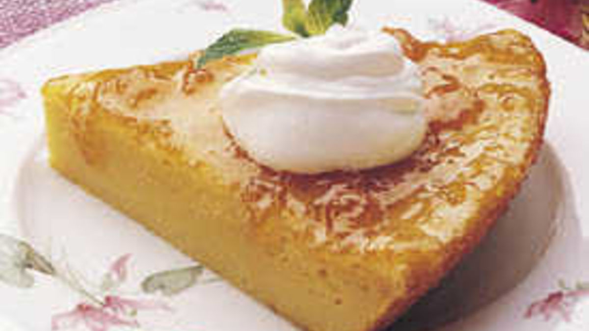 Impossibly Easy Apricot Pie 