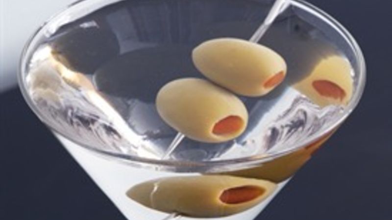 Classic Martini Cocktail Recipe - Tablespoon.com