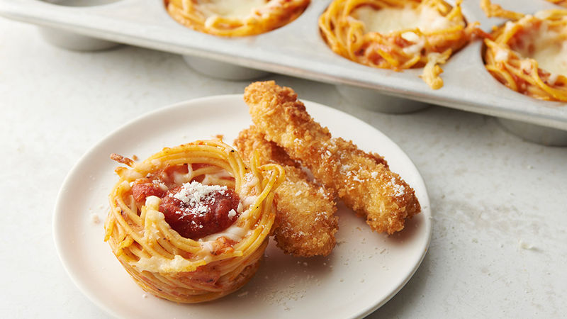 Chicken Parmesan and Pasta Muffin Cups