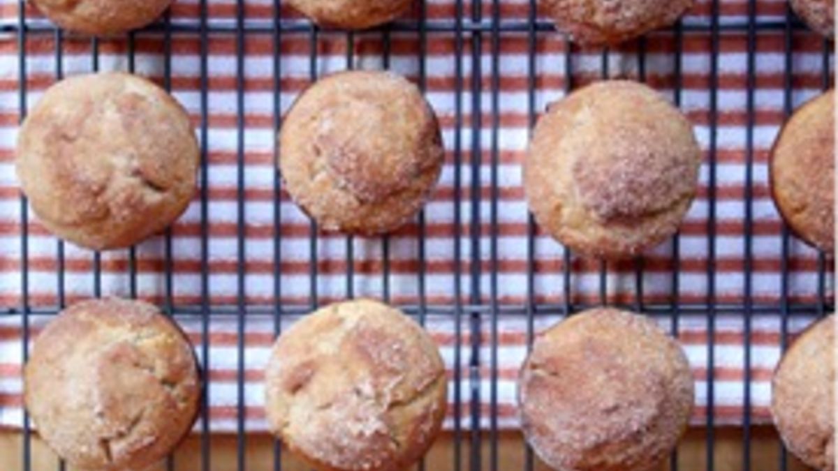 Cider Doughnut Muffins