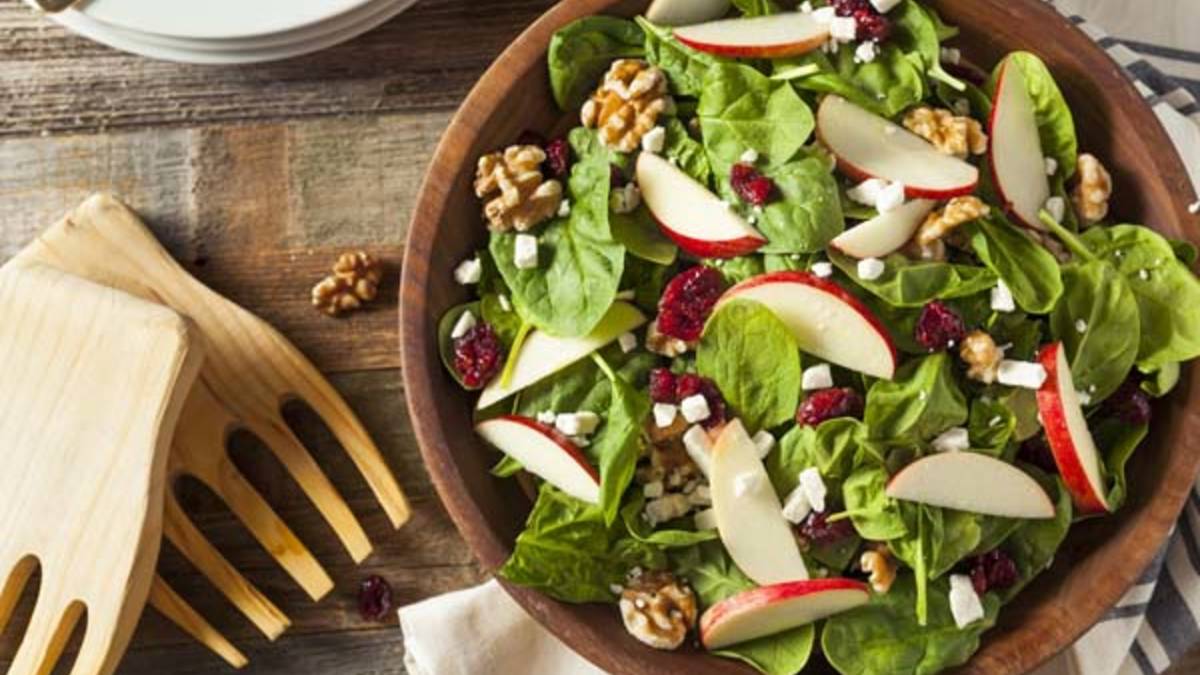 Apple-Cheese and Toasted Walnut Salad