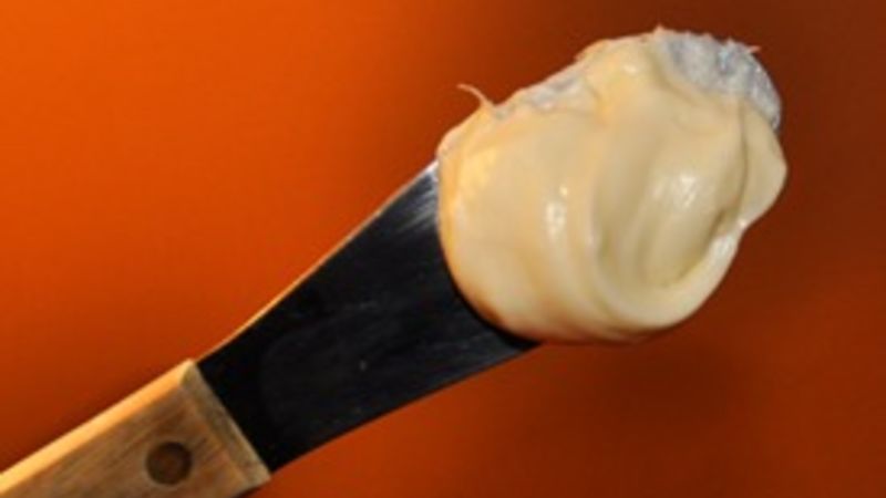 Creamy 5-Minute Cream-Cheese Frosting Recipe - Tablespoon.com