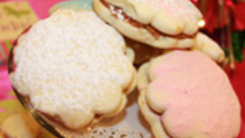 Alfajores with Caramel Filling