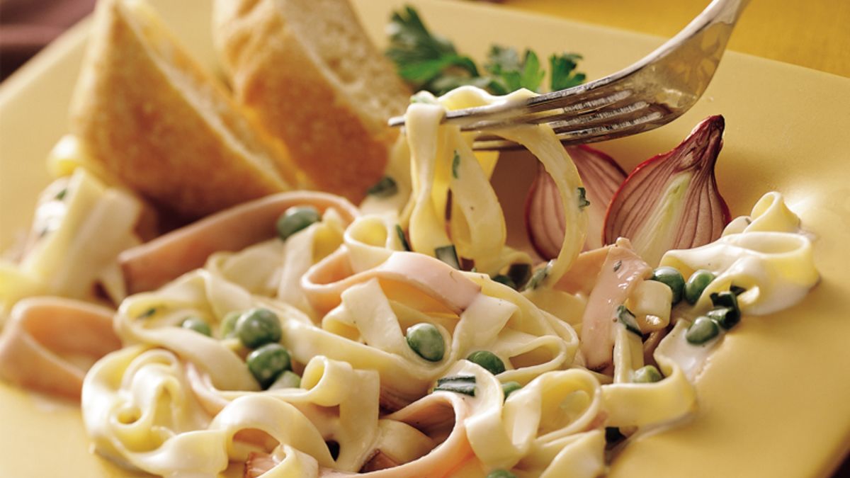 Creamy Ham and Fettuccine