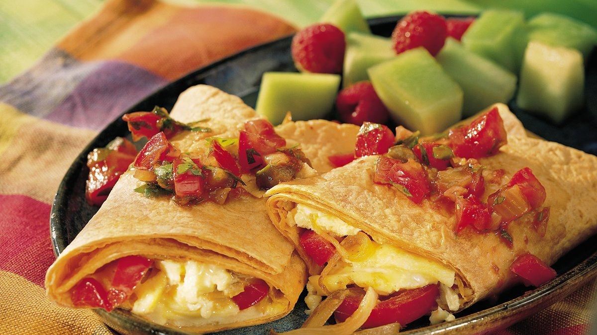 Fajitas aux oeufs et aux légumes