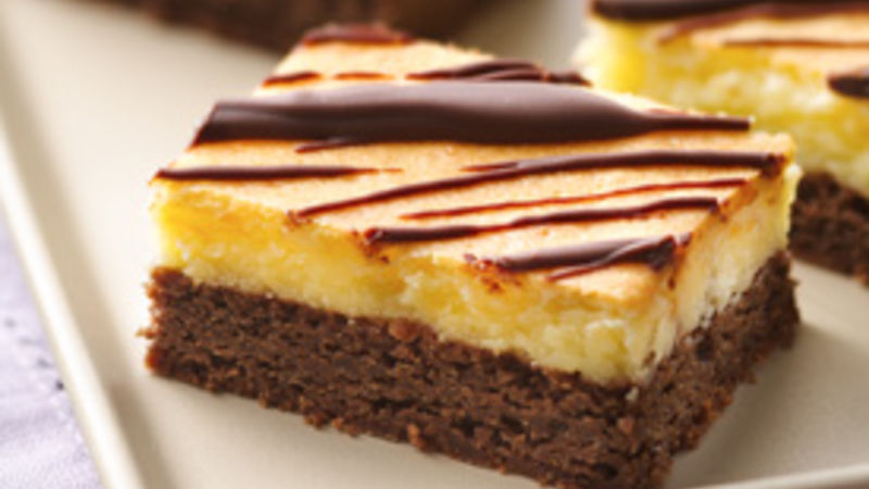 Glazed Cheesecake Brownies Recipe - Pillsbury.com