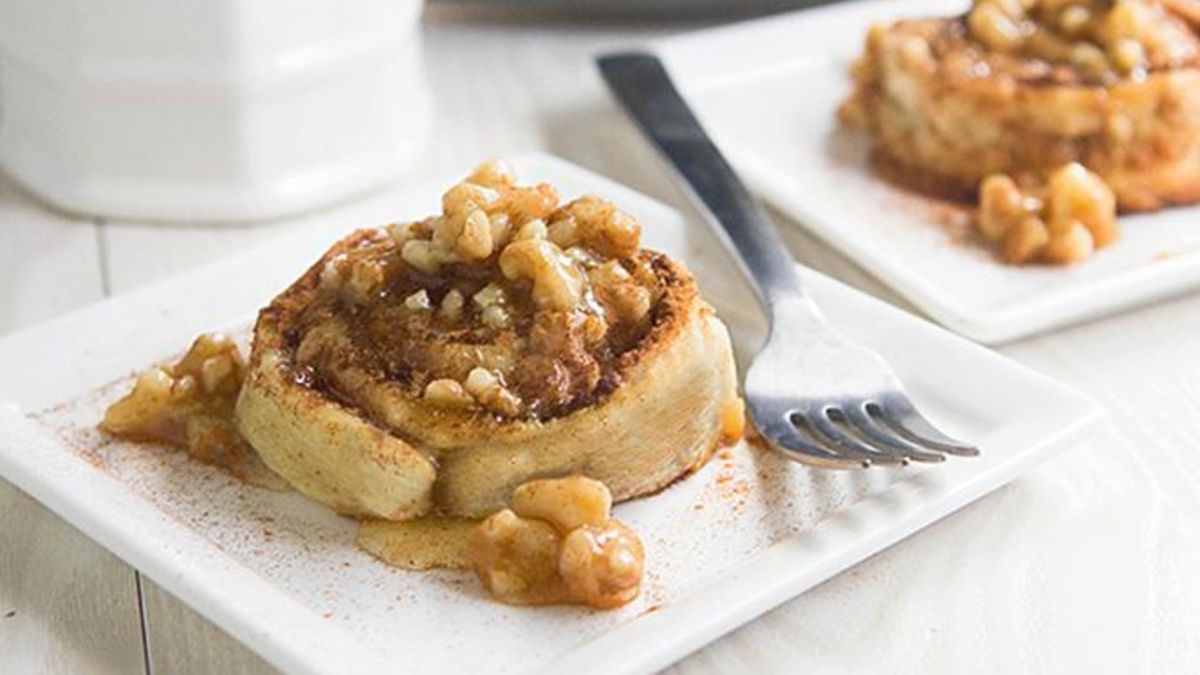 Baklava Cinnamon Rolls