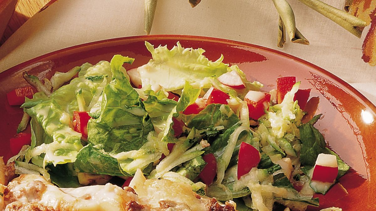 Tossed Salad with Apple Cider Dressing