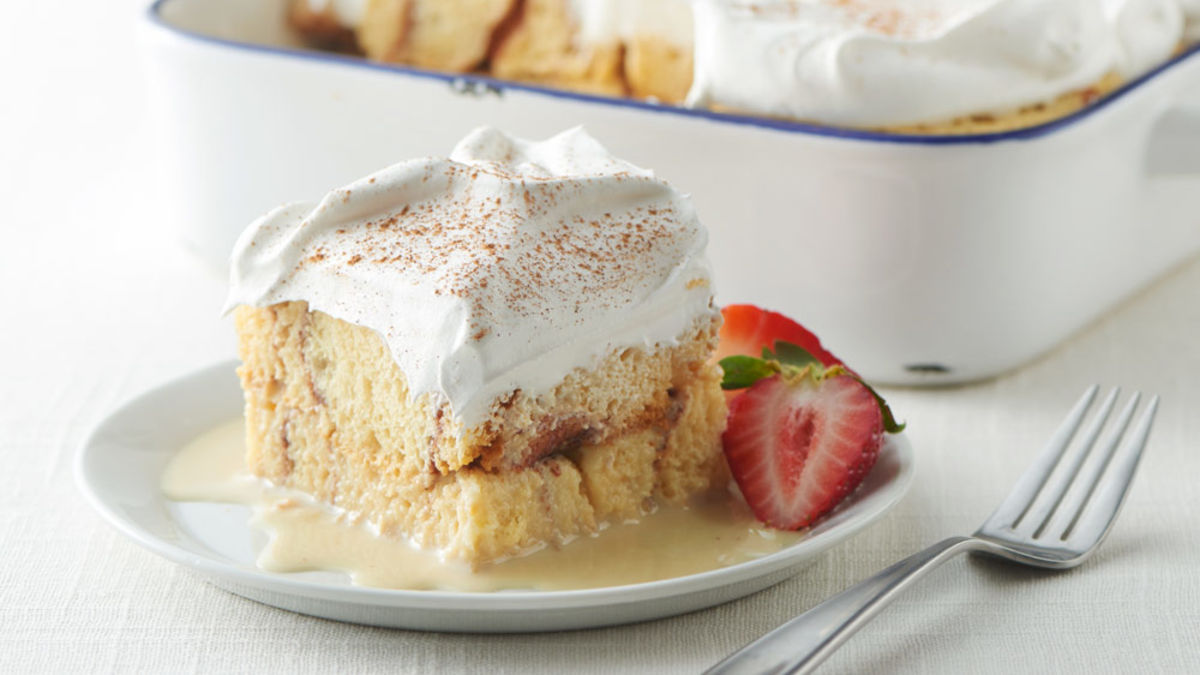 Overnight Cinnamon Roll Tres Leches Cake