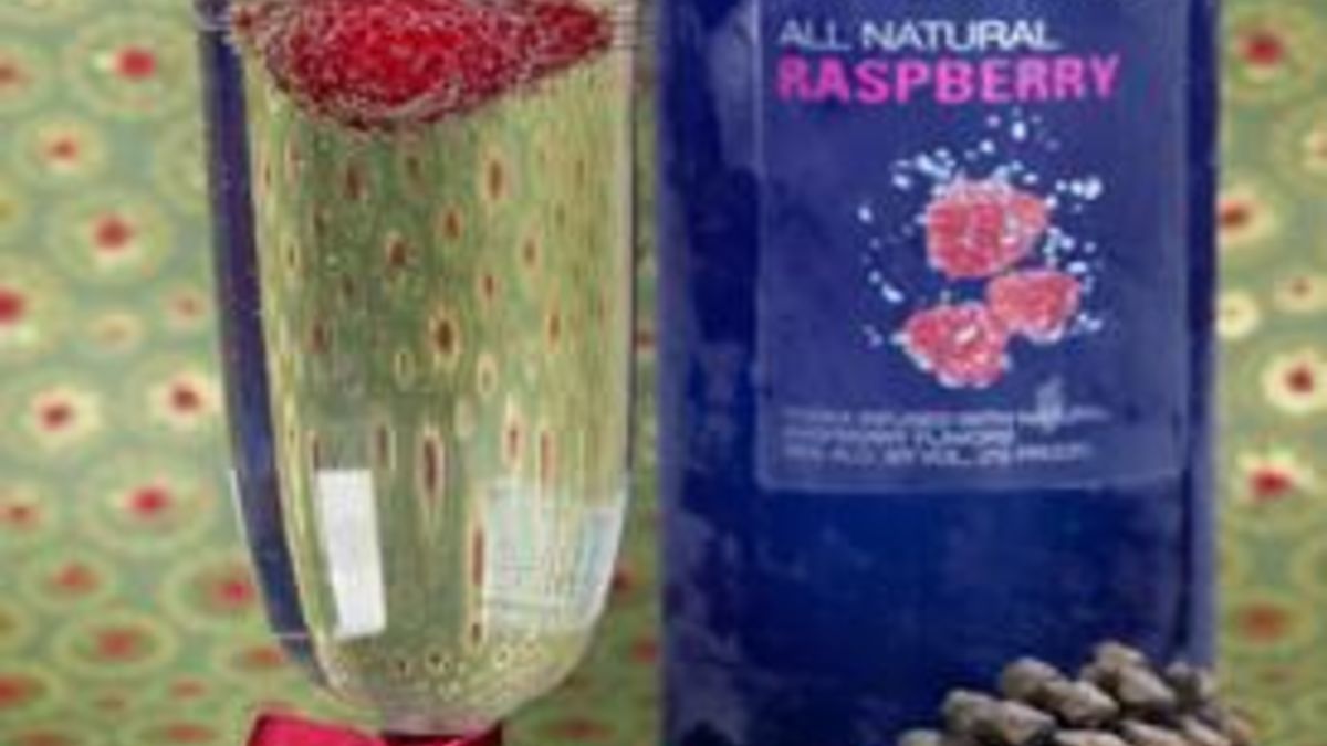 Raspberry Vodka Champagne Cocktail