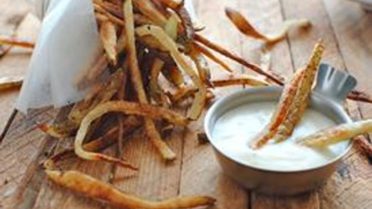 Truffle Fries with a Chardonnay Dipping Sauce