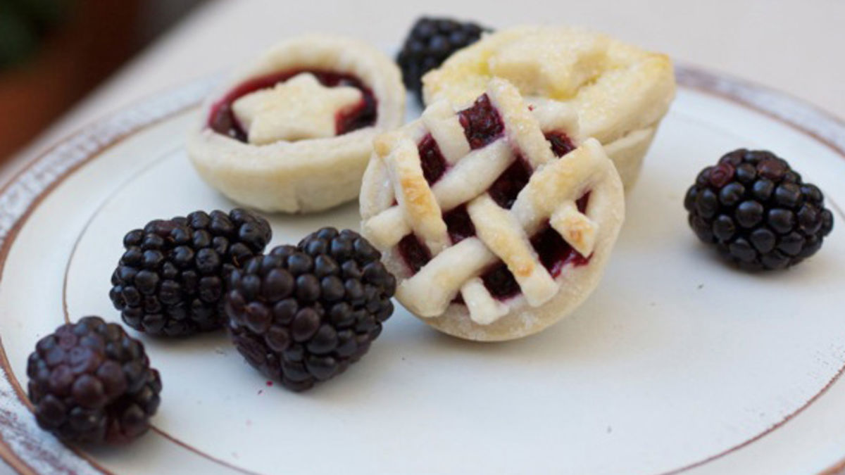 Mini Blackberry-Raspberry Pies