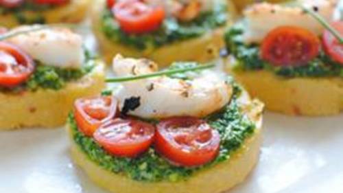 Polenta Bruschetta with Shrimp and Spinach Pesto