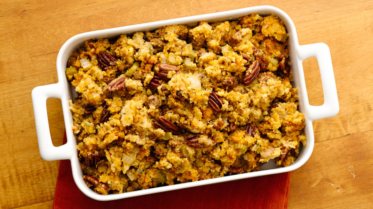Slow-Cooker Chorizo, Pecan and Cheddar Stuffing
