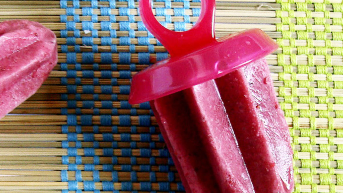 Berry Yogurt Ice Pops