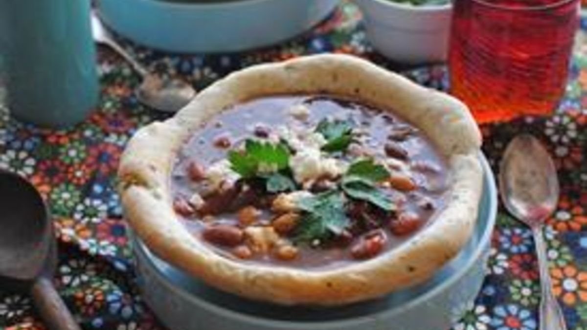Bread Bowls with Chili