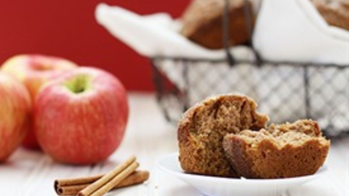 Apple Cinnamon Streusel Muffins
