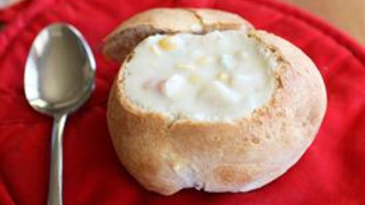 Easy Bread Bowls and Soup