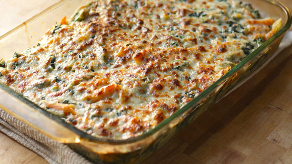 Cheesy Spinach Dip Pasta Bake