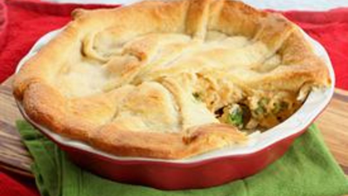 Cheesy Chicken, Broccoli, and Rice Bake