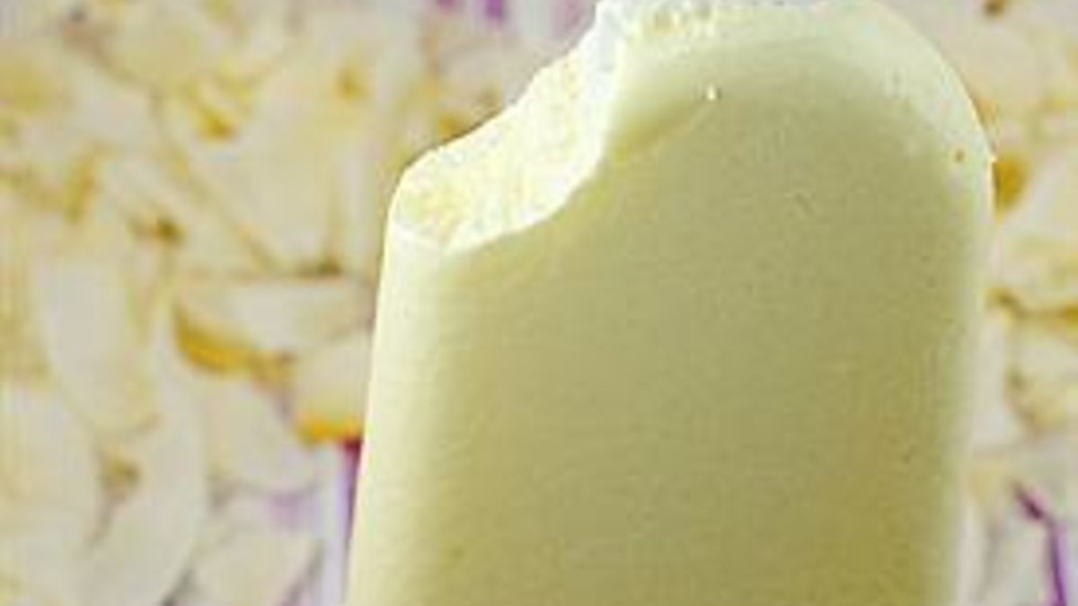 Piña Colada Popsicles
