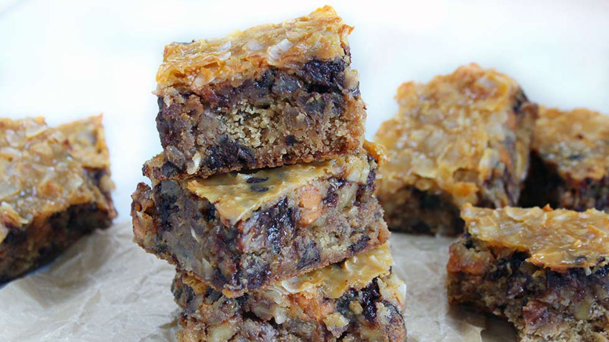 Pumpkin Magic Bars