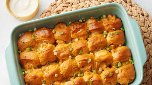 How to Make Sweet Hawaiian Buffalo Chicken Sliders Video