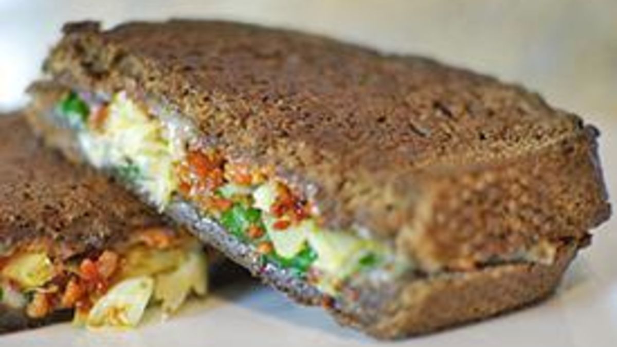 Chorizo Spinach Artichoke Grilled Cheese