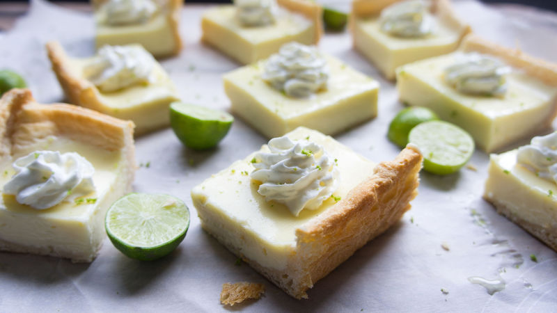 Key Lime Pie Cheesecake Bars