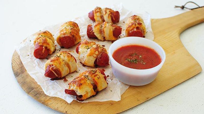 Pizza Pigs in a Blanket Recipe - Tablespoon.com