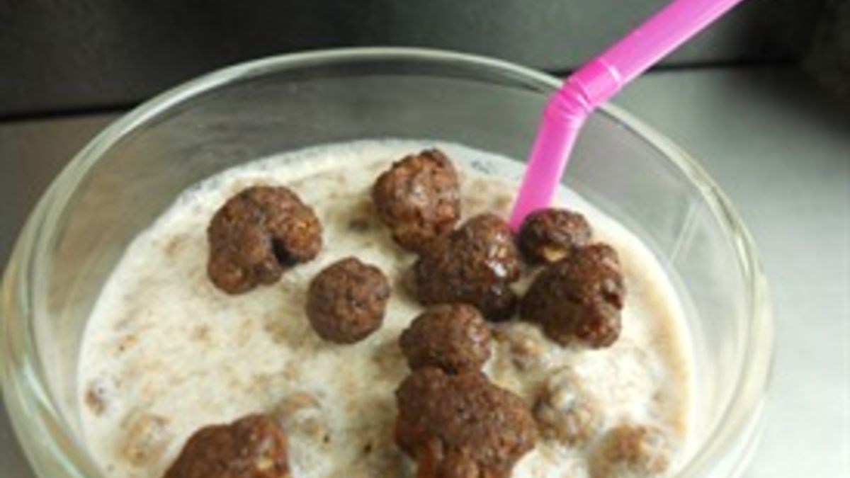 Cocoa Puffs™ Milk Shakes MashUp