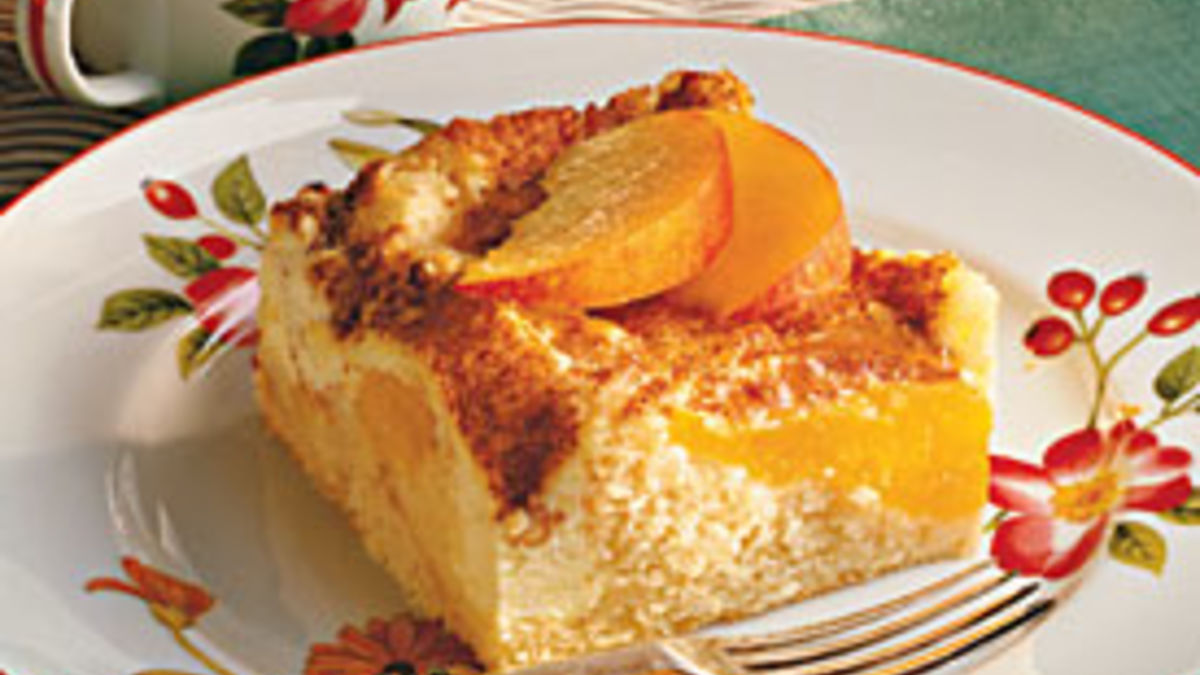 Sour Cream-Peach Coffee Cake