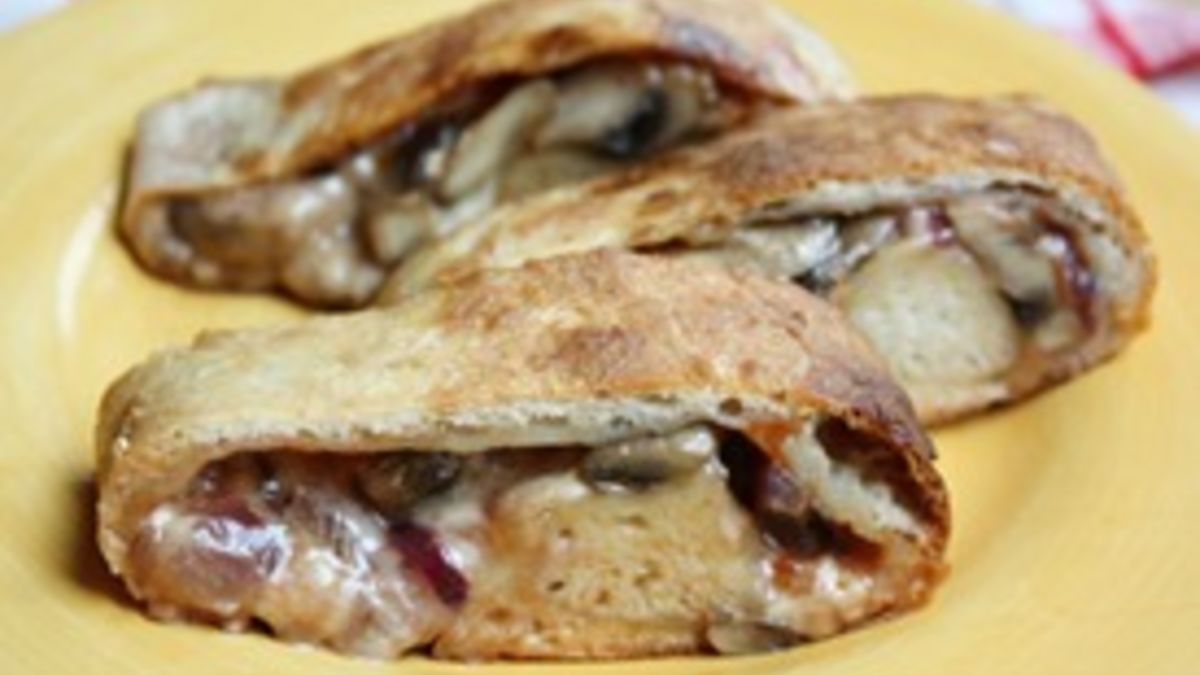 Mushroom Fontina Stromboli