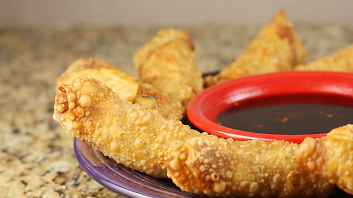 Pad Thai Egg Rolls