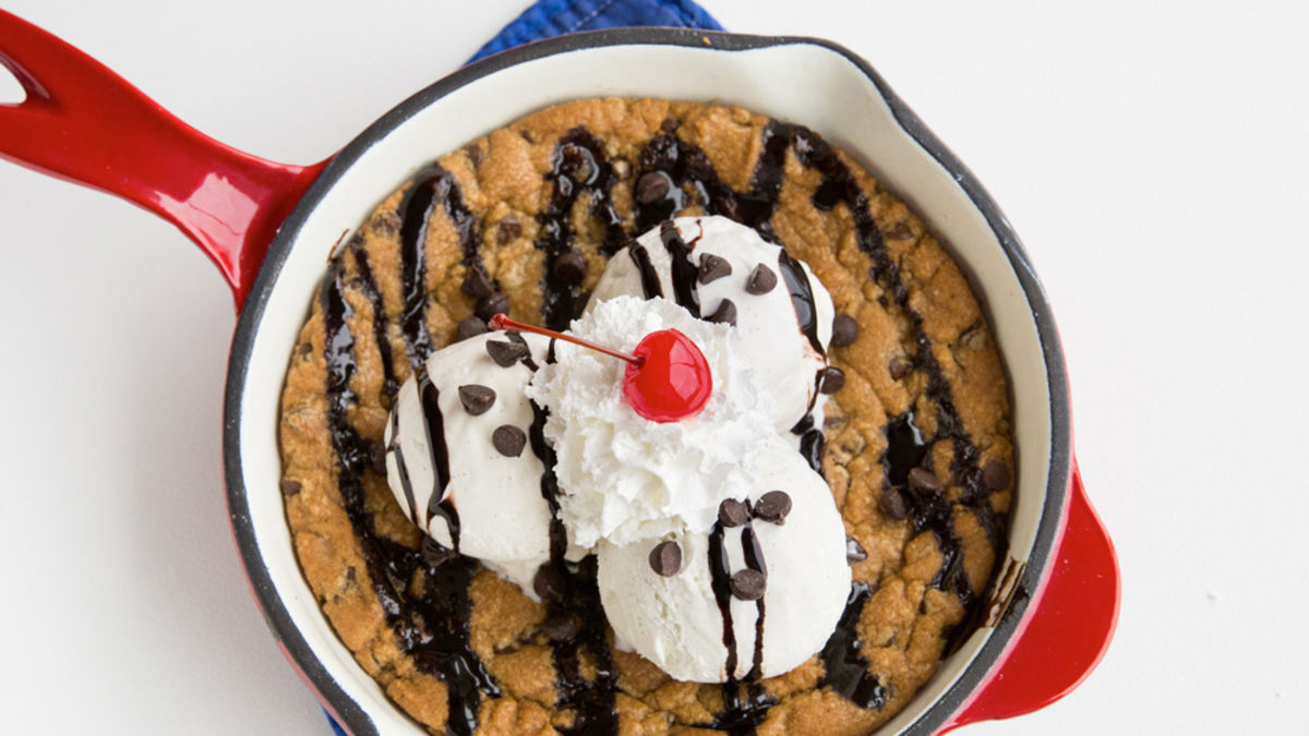 Skillet Cookie Sundae