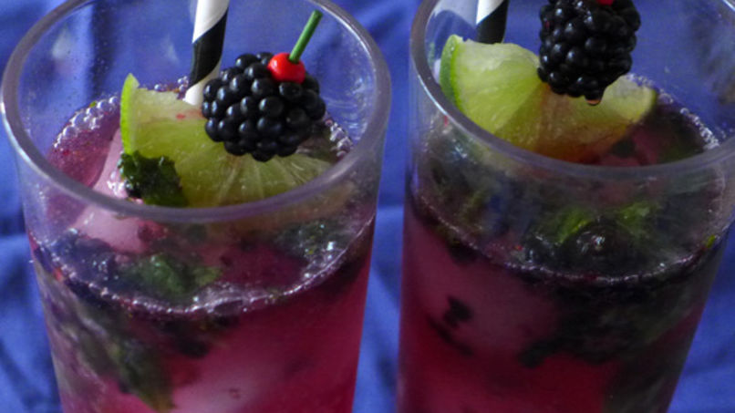 Blackberry Witch Mojito