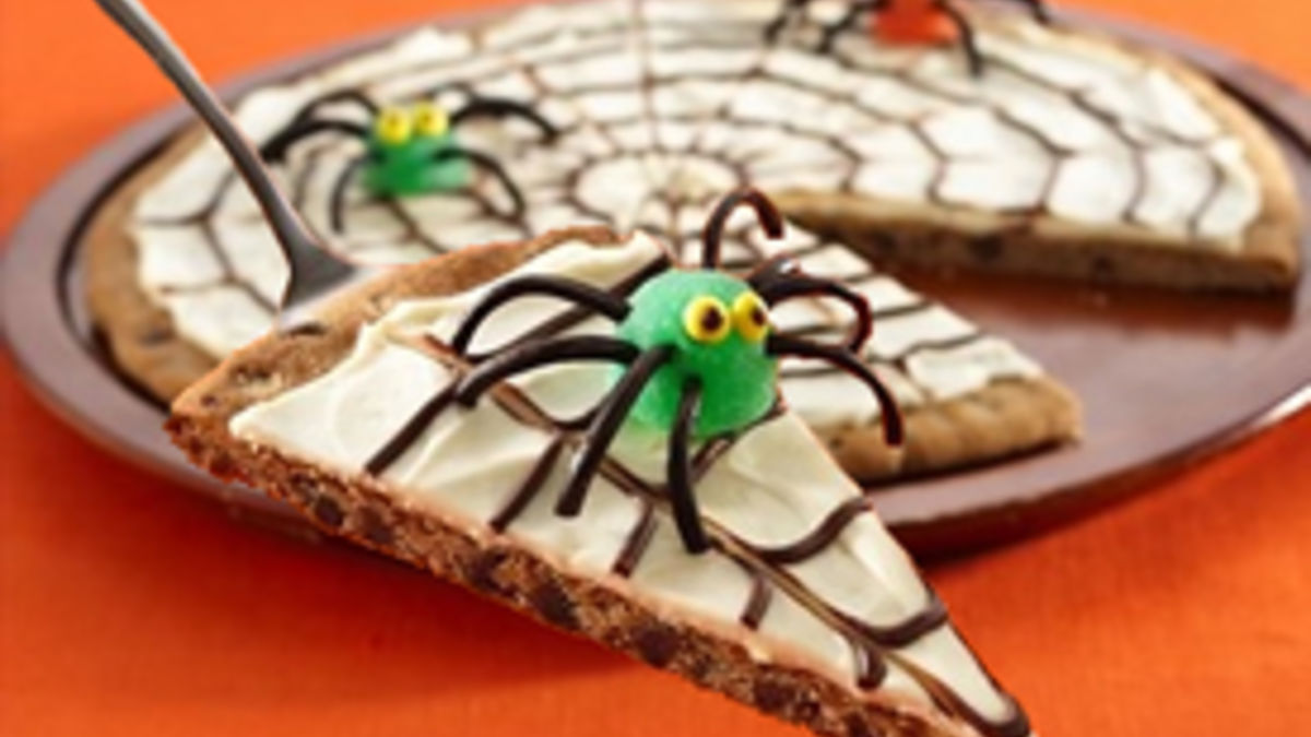 Spider Web Cookie Pizza